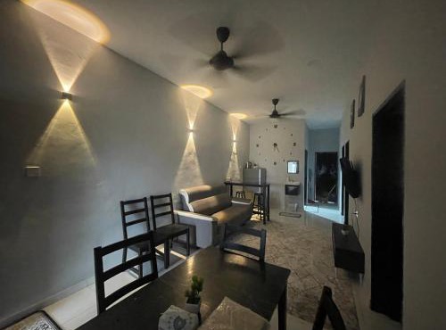 Aden's Stopover House