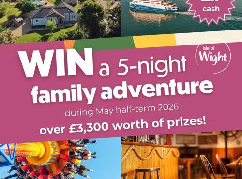 Adgestone Villa - A Luxurious Countryside Escape with Heated Pool, Near Sandown Beach, Dog Friendly in Rural Sandown - Perfect Getaway for Family & Friends