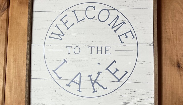 Adirondack Cottage w/Sandy Beach Access