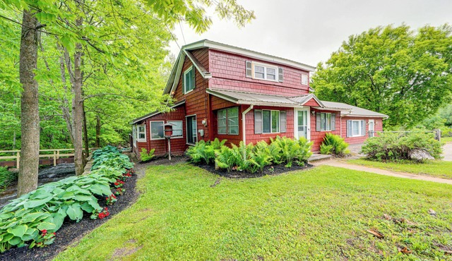 Adirondack Escape w/River Access: Fish & Swim