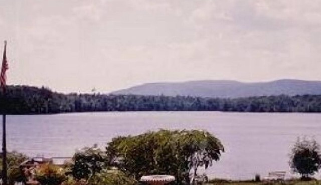 Adirondack Lake Front Cottage