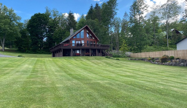 Adirondack Lakeside Lodging, Wrap Around Deck, Panoramic Lakeviews, Beach Access