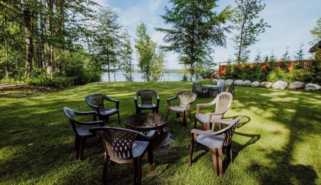 Adirondack Lakeside Cabin w/Beach Access, Panoramic views, incl SUP, onsite B&G