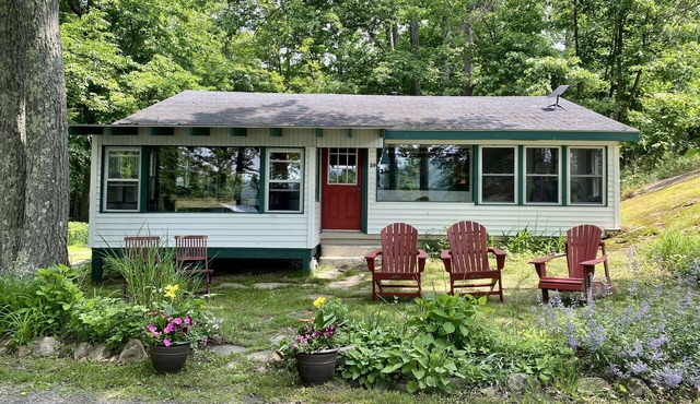 Adirondack Retreat - Hot Tub & Lake