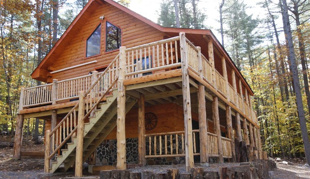 Adirondack Retreat w/Hot Tub + Outdoor Firepit