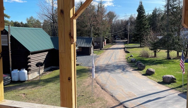 Adirondack Retreat w/Kayaks, Direct Snowmobiling & ATV, Trailer Parking, WiFi