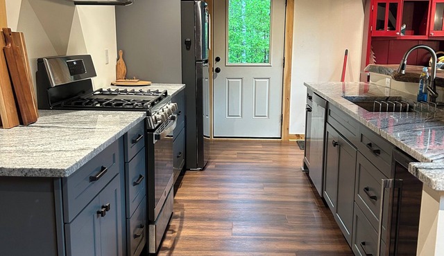 Adirondack Serenity: Pure Escape