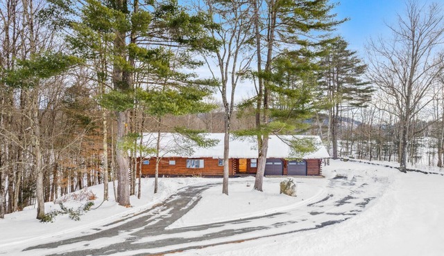 Adj to Farm, Log Cabin, Views! - Turkey Trot Lane