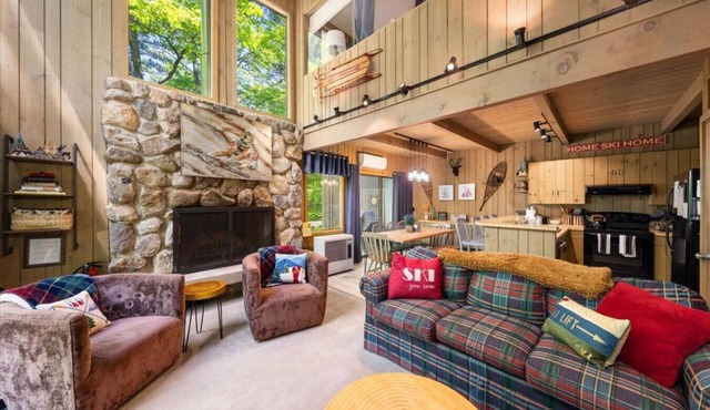 Adjacent abode near the White Mountains Perfect for Large Groups