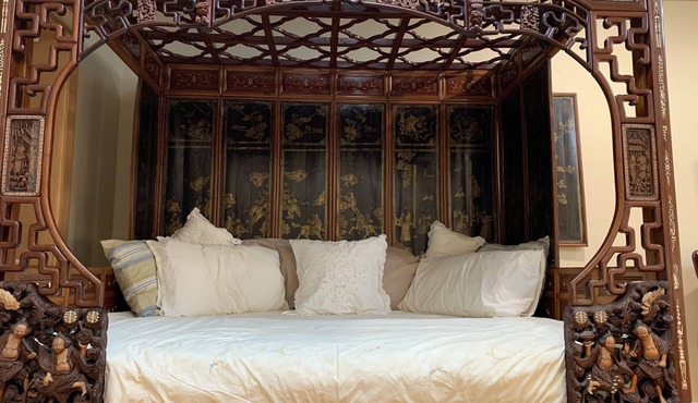 Adjacent to Downtown Ashland and Lithia Park, Lithia Park Suite 2