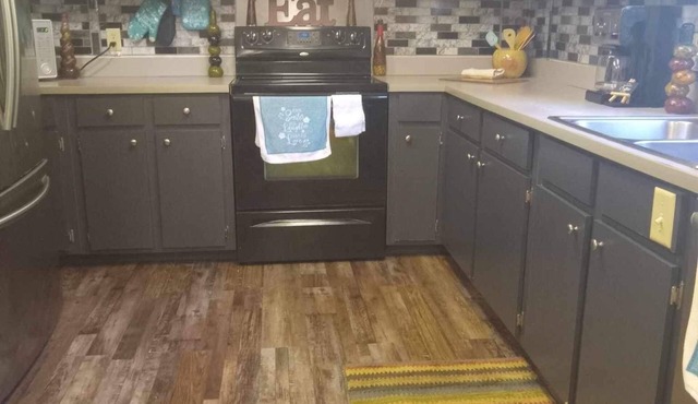 Adjacent to Windrock Park easy highway access.