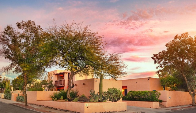 Adobe Rose Inn B&B