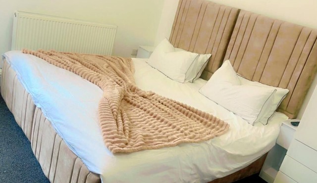 Adorable 1-bedroom bed & breakfast in Colne