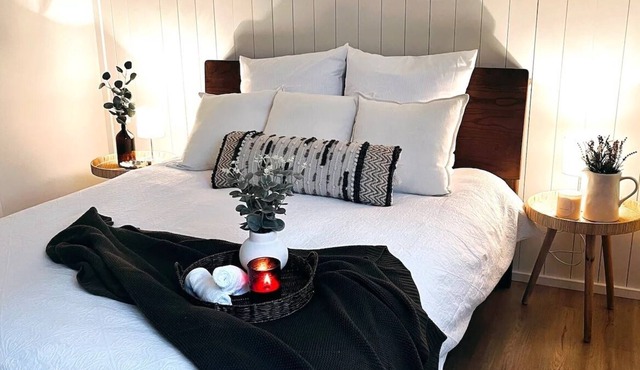 Adorable 1 Bedroom Private Cottage in Yerrinbool