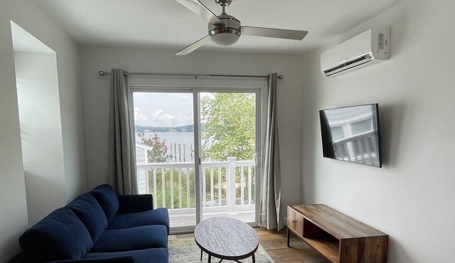 Adorable 1 BR with private entrance and gorgeous water views!