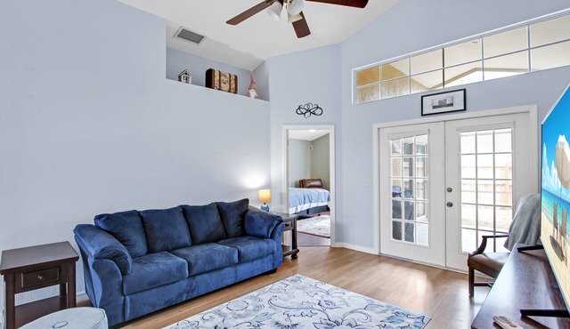 Adorable 3/2 home Deer Hollow 5 Min Benderson Park