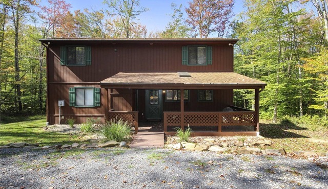 Adorable and Affordable Mountain Cabin Has It All and Then Some!