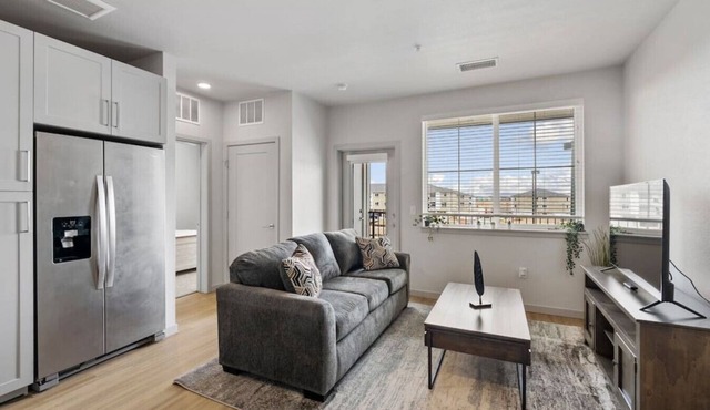 Adorable Apt Near Denver Airport