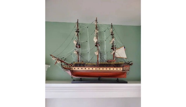 Adorable Cape Cod Cottage in West Belmar in quiet neighborhood