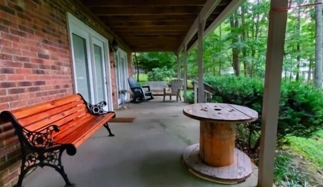 Adorable cottage with Wifi, Firepit, large dock, flat lot - Tranquility Cove