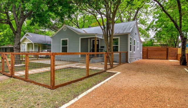 Adorable East Austin Cottage close to Everything downtown