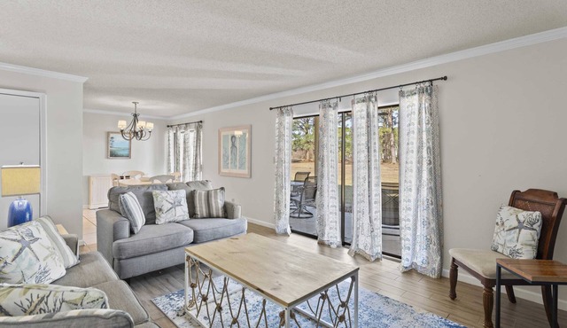 Adorable ground floor villa!