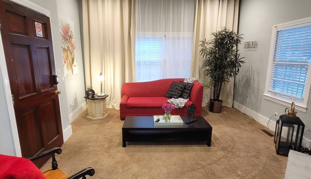 Adorable Intown Duplex Close to Downtown Atlanta; 5 minute walk to Beltline