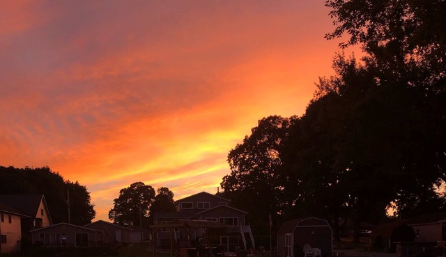 Adorable Lakeside Dream