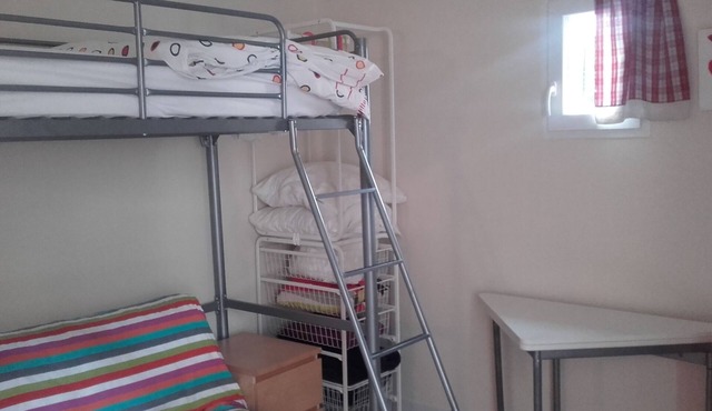 ADORABLE LITTLE STUDIO DIJON BETWEEN CENTER, and FAC