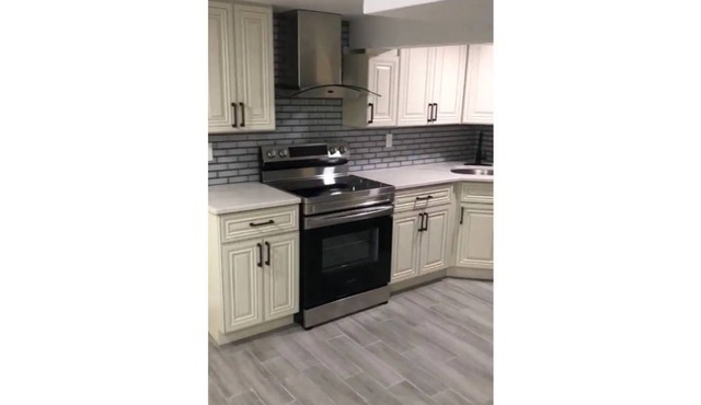 Adorable, one bedroom apartment in New Hyde Park