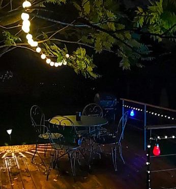 Adorable petit châlet près de la forêt et des commerces