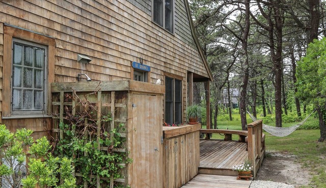Adorable, quiet 3-bedroom cottage in Madaket, Nantucket