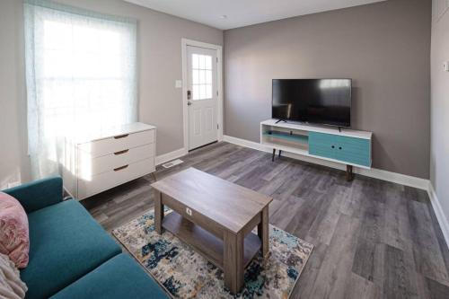 Adorable Stylish 1bed 1 bath