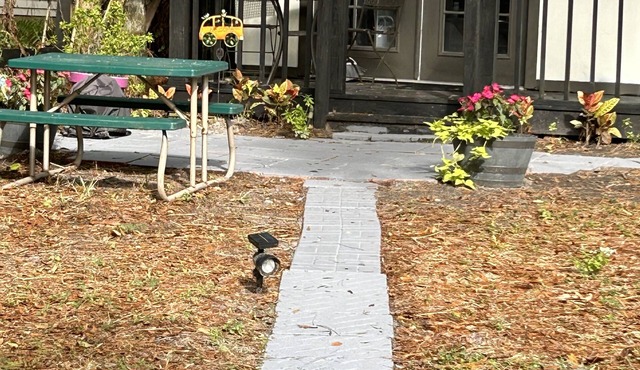 Adorable Waterfront Cottage