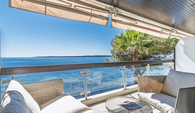 AdrianaII By Terry's Homes Seafront & Seaview