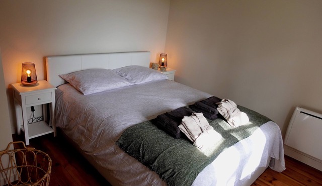 Adult Only Cottage, swimming pool, a quiet place with a fantastic view!