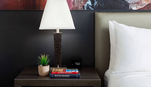 Adventure Awaits! 2 Modern Units Near Attractions