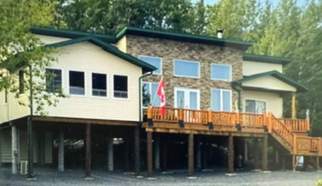 Adventure Awaits: Family Cottage on Dogtooth Lake by Rushing River Park-Kenora