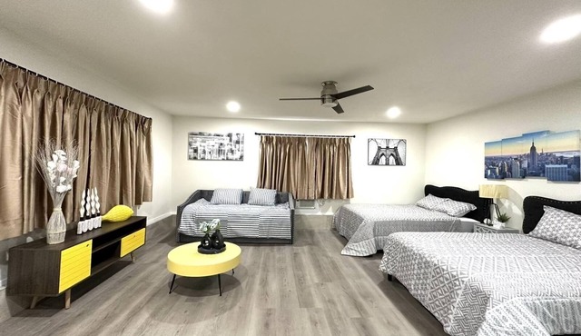 Adventure Awaits in SoCal: Upscale Home for 6 Near Disney, Beaches&Top OC Spot
