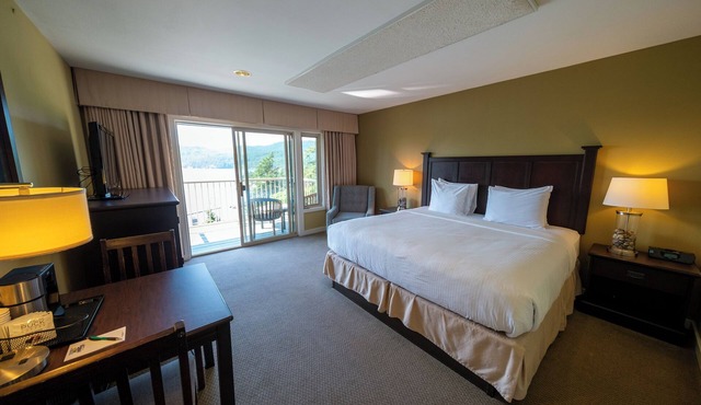 Adventure Awaits—Secluded Orcas Island Stay | Hillside 1942