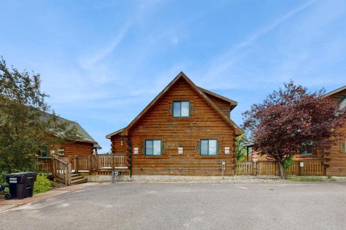 Adventure Basecamp! Three Bears Resort Retreat