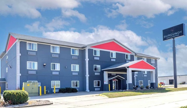 Adventure Between Cities | Affordable El Paso Comfort Near Peoria | 3 Units