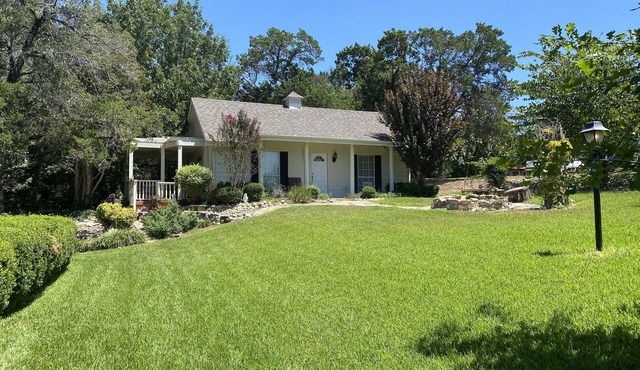 Adventure Cottage at Lake Whitney