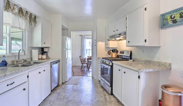 Adventure Haven w/On-Site Fun: Near Sequoia!