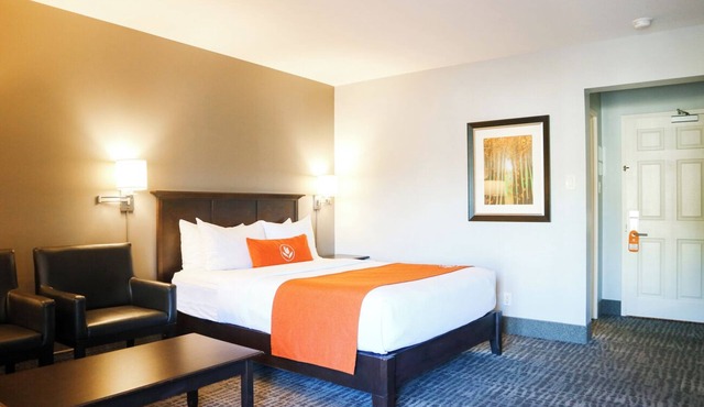 Adventure-Ready Haven | Near Nature Trails, Mountains & Coastal Wonders