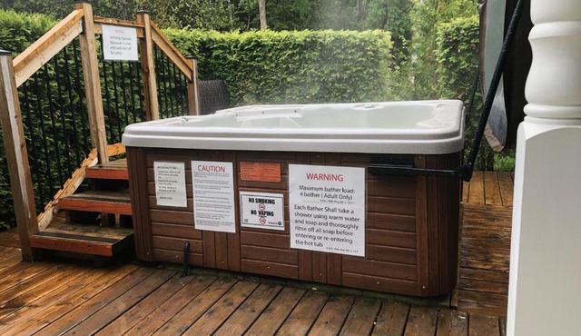 Adventure the Bruce Inn - Recently Renovated With Outdoor Hot Tub