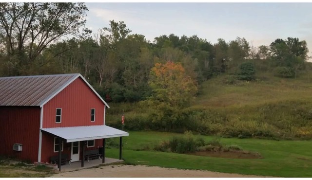 Adventure Time ideally located and surrounded by Frontenac State Park .