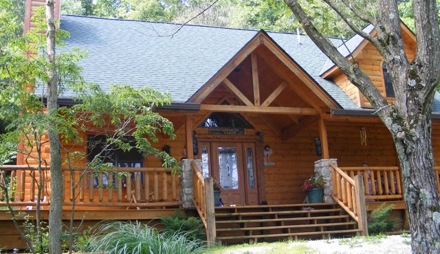 Adventurewood Luxury Log Cabin - Hot Tub, Fireplace, Pool Table