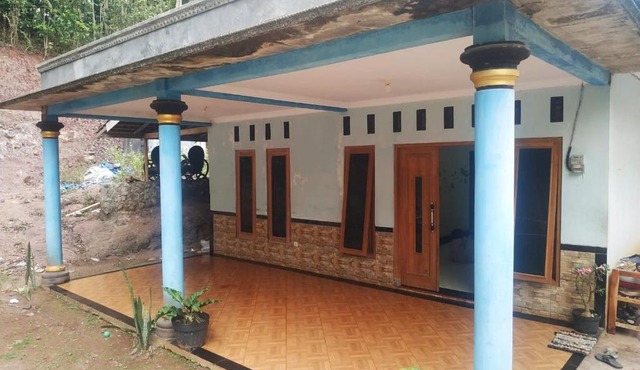 ADZRIEL HOMESTAY SYARIAH