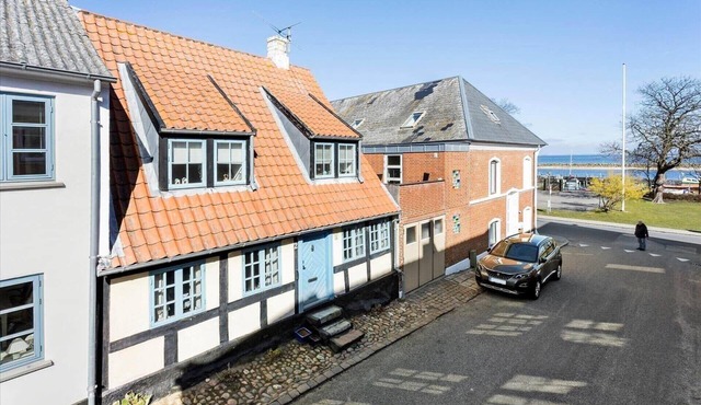 AE213 Marstal - Strandstræde 2